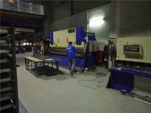 佛山折弯机厂家华粤五金机械厂 专业在线咨询与信息咨询服务